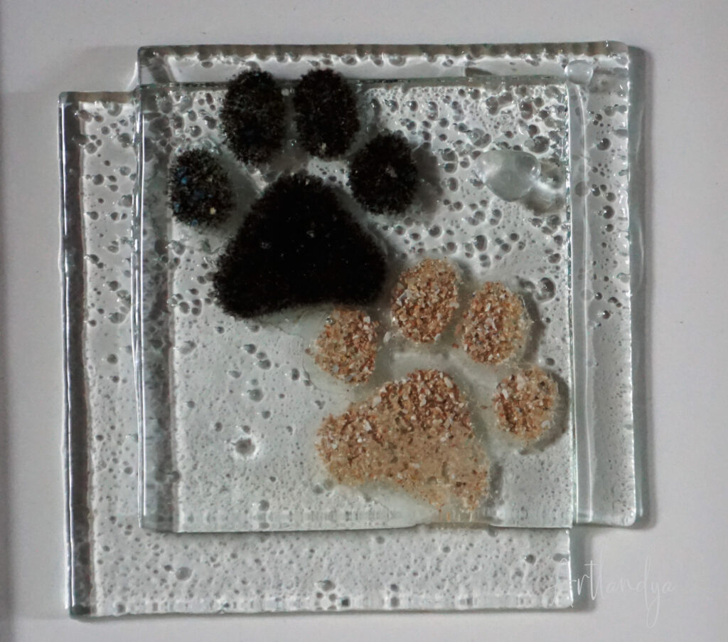 Pet Memorial aus Glas und Asche